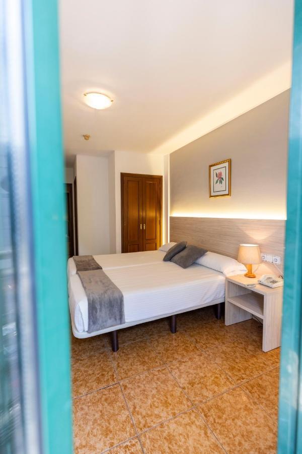Hotel Madrid Pontevedra Exterior photo