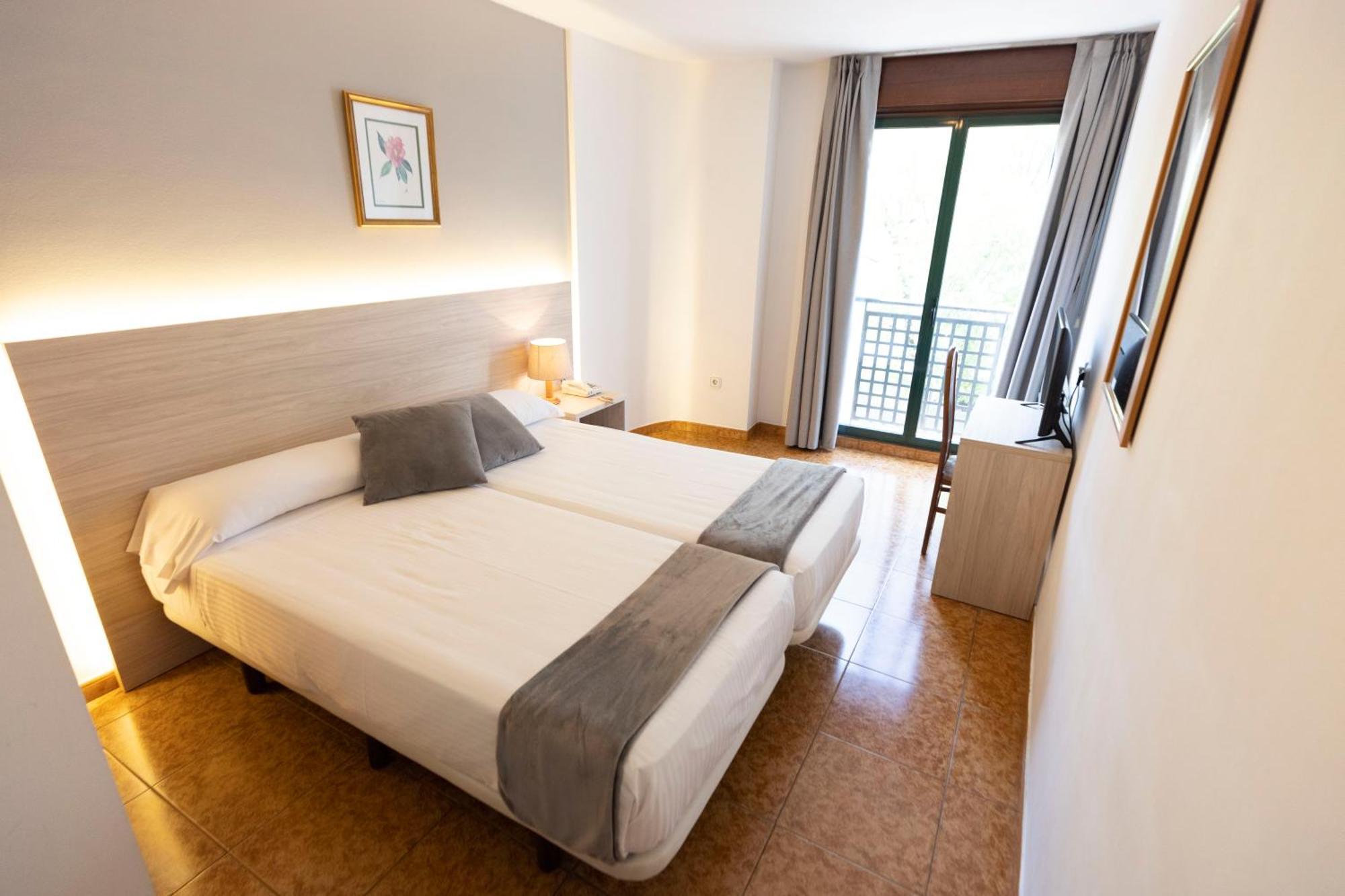 Hotel Madrid Pontevedra Exterior photo